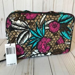 NWT Vera Bradley Large Blush & Brush Cosmetic Bag